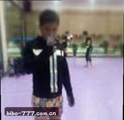李康